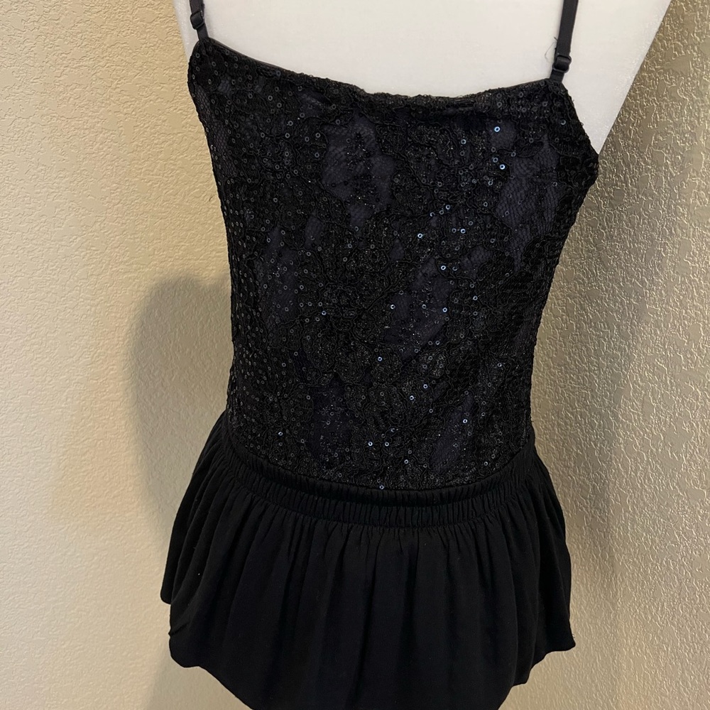 Express Top. - Picture 2 of 8